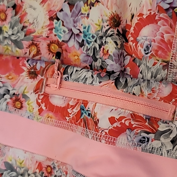 Knee length Leggings - Picture 3 of 3